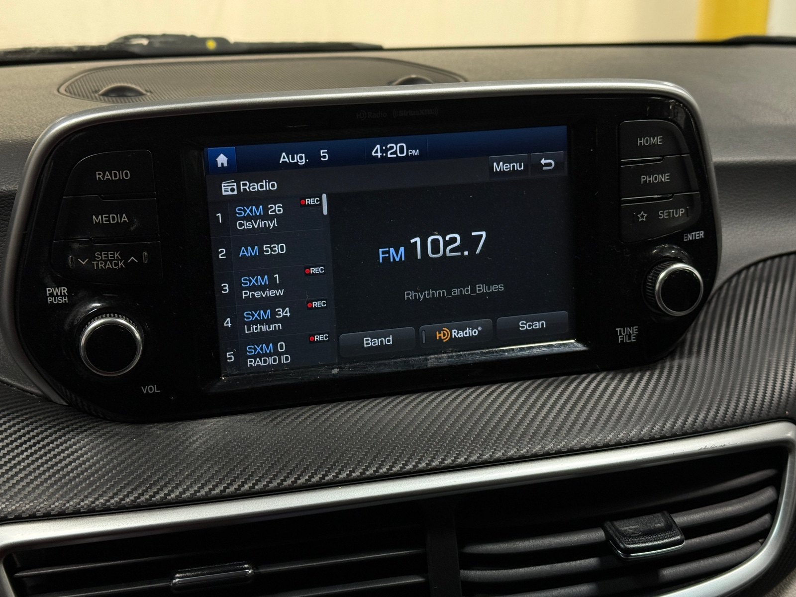 Thumbnail: 2019 Hyundai Tucson - 4