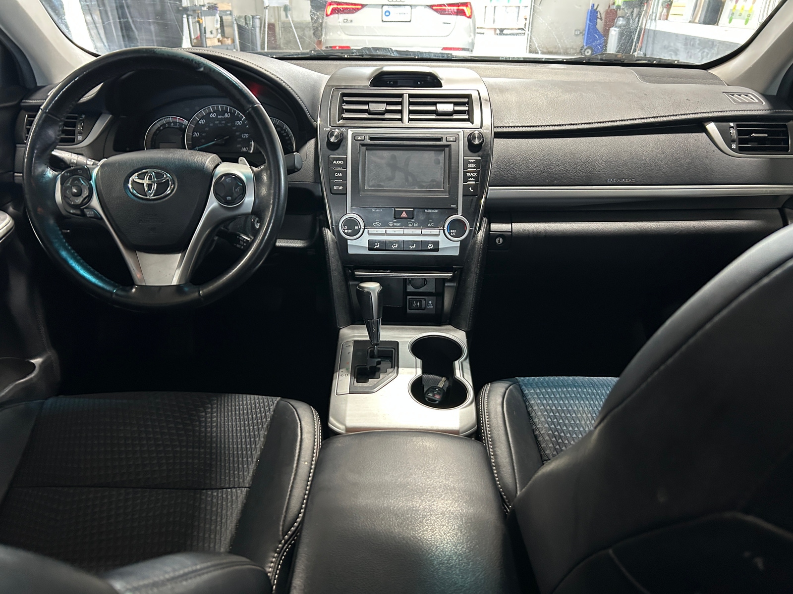 Thumbnail: 2014 Toyota Camry - 3
