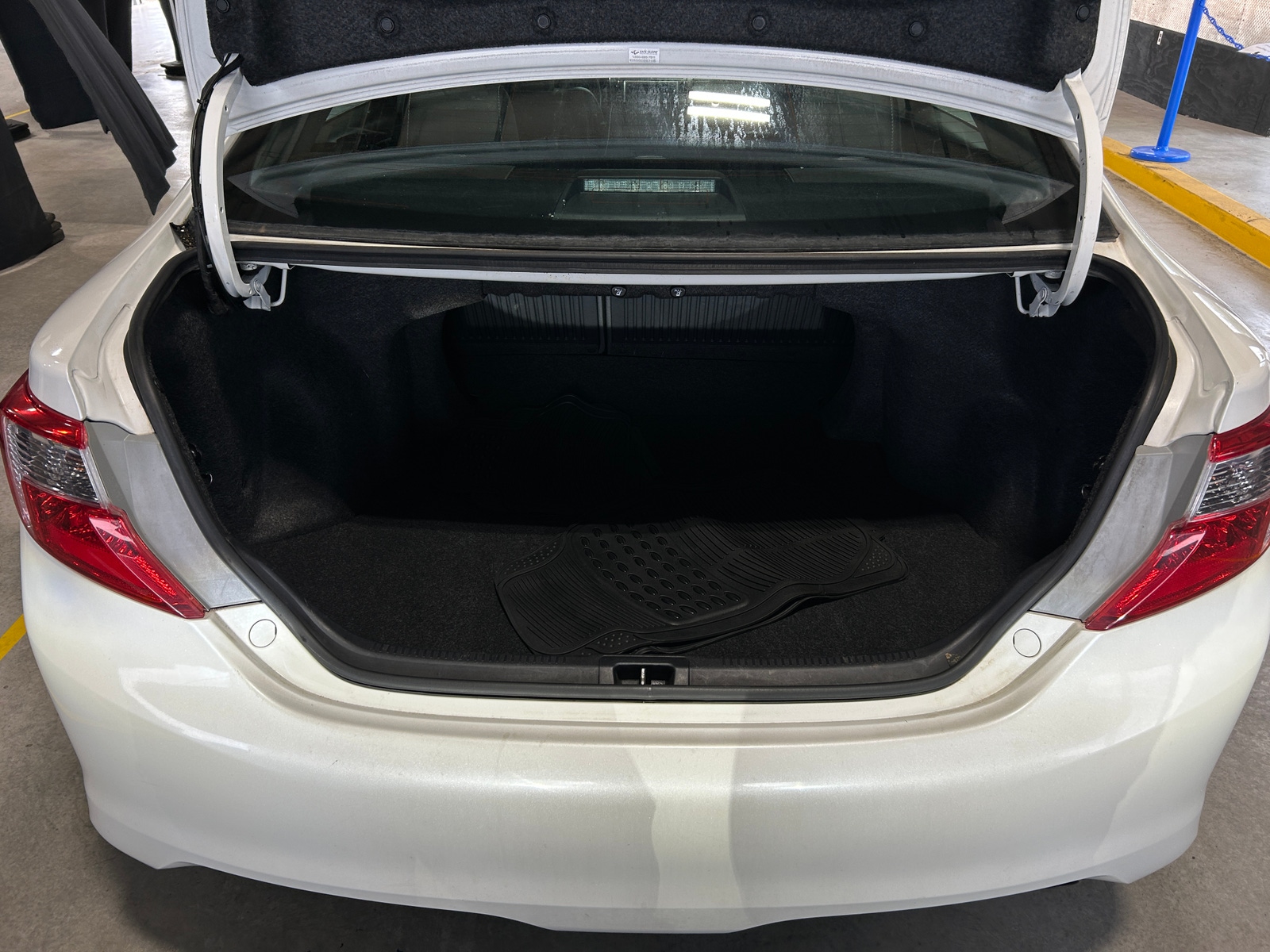 Thumbnail: 2014 Toyota Camry - 7