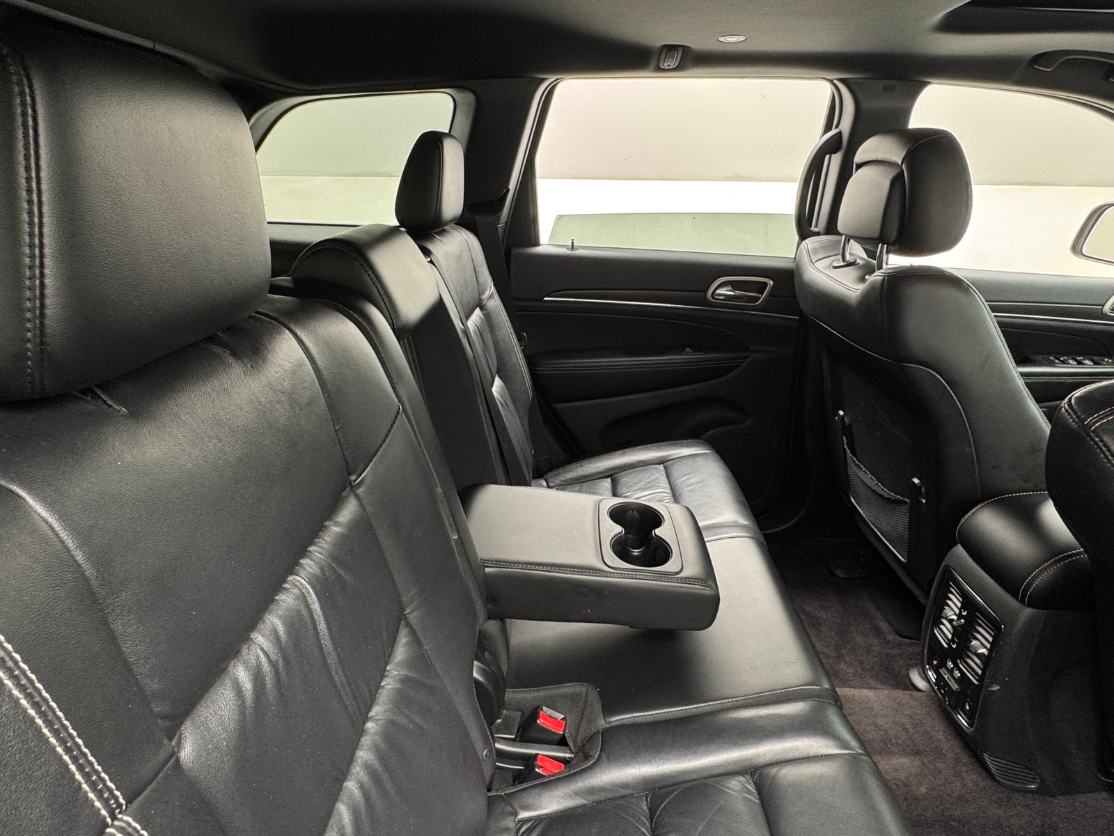 Thumbnail: 2016 Jeep Grand Cherokee - 5