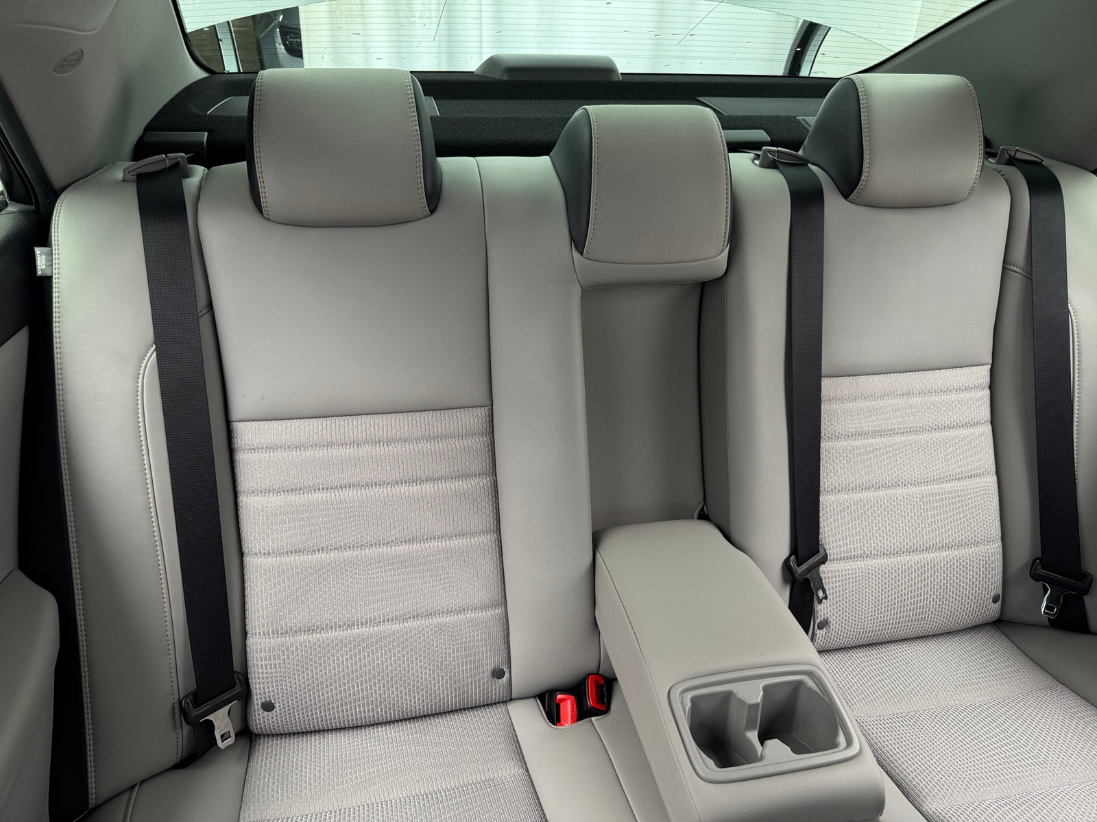 Thumbnail: 2016 Toyota Camry - 6