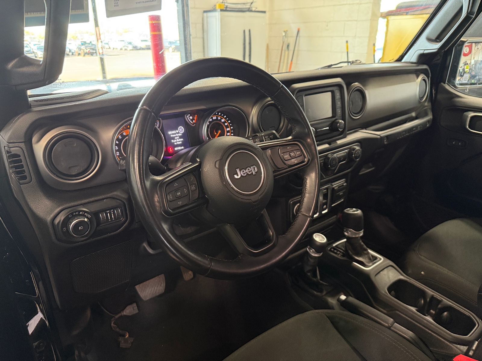 Thumbnail: 2020 Jeep Wrangler - 3