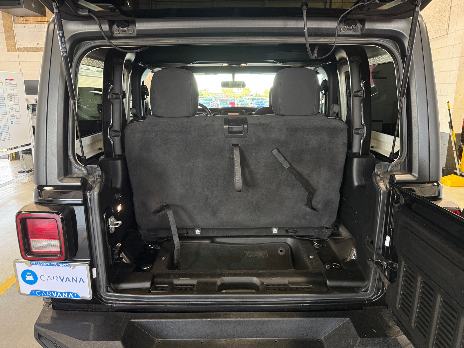 Thumbnail: 2020 Jeep Wrangler - 7