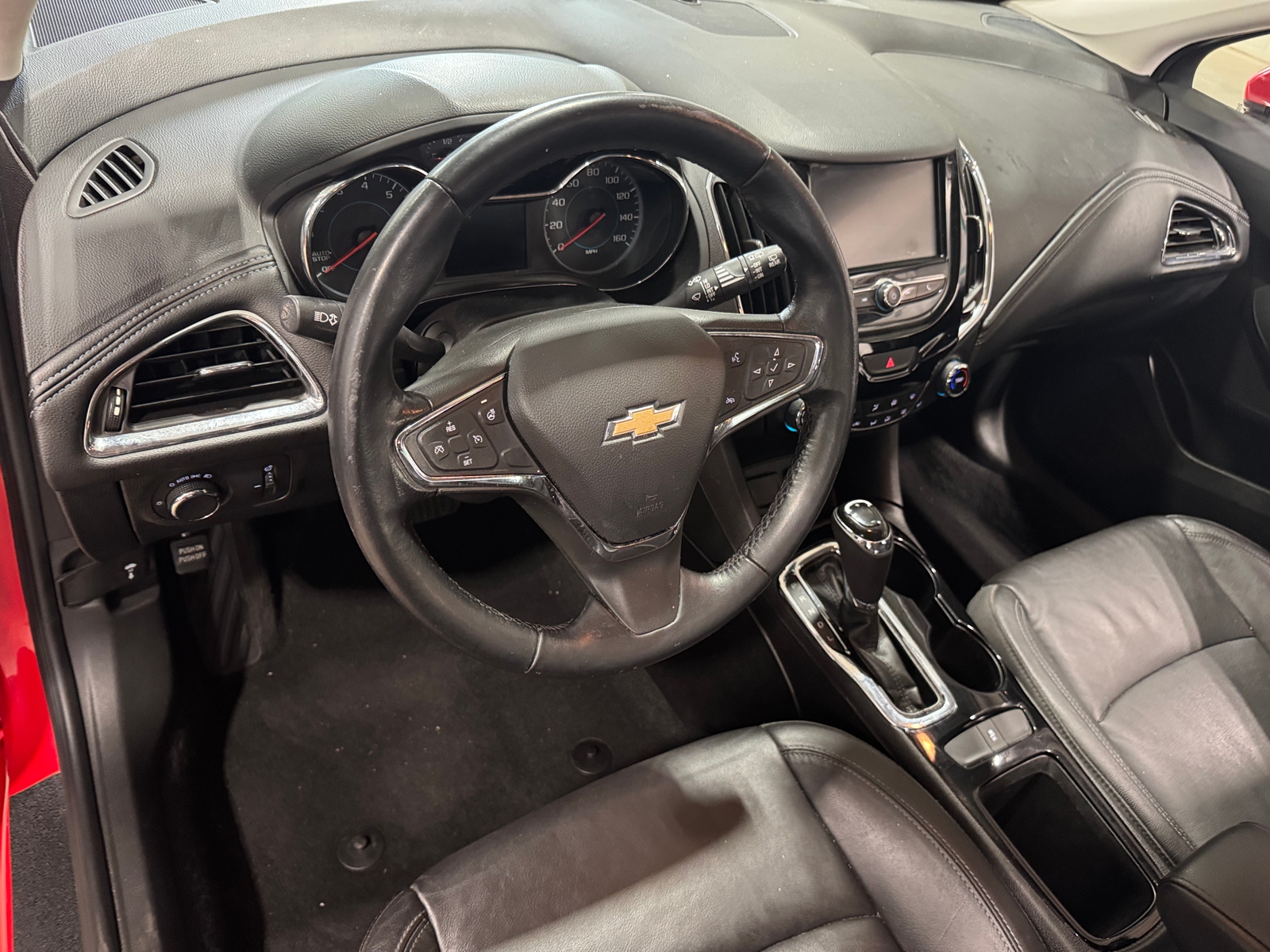 Thumbnail: 2018 Chevrolet Cruze - 2