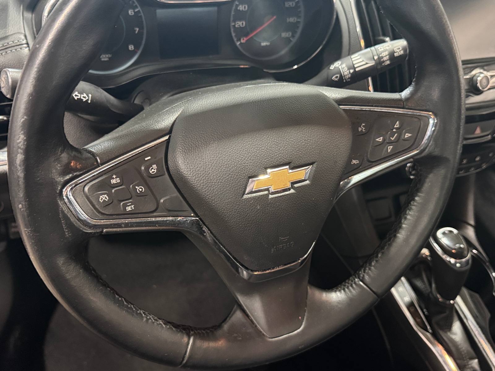 Thumbnail: 2018 Chevrolet Cruze - 4