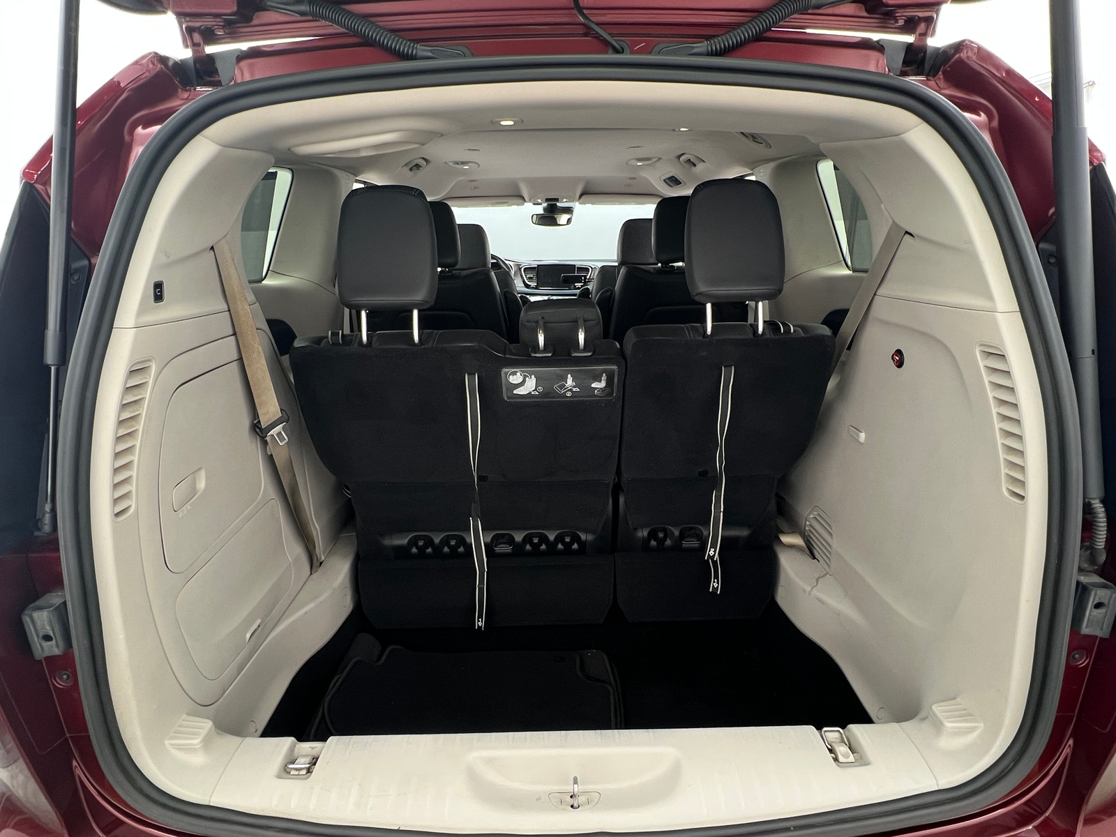 Thumbnail: 2021 Chrysler Pacifica - 6