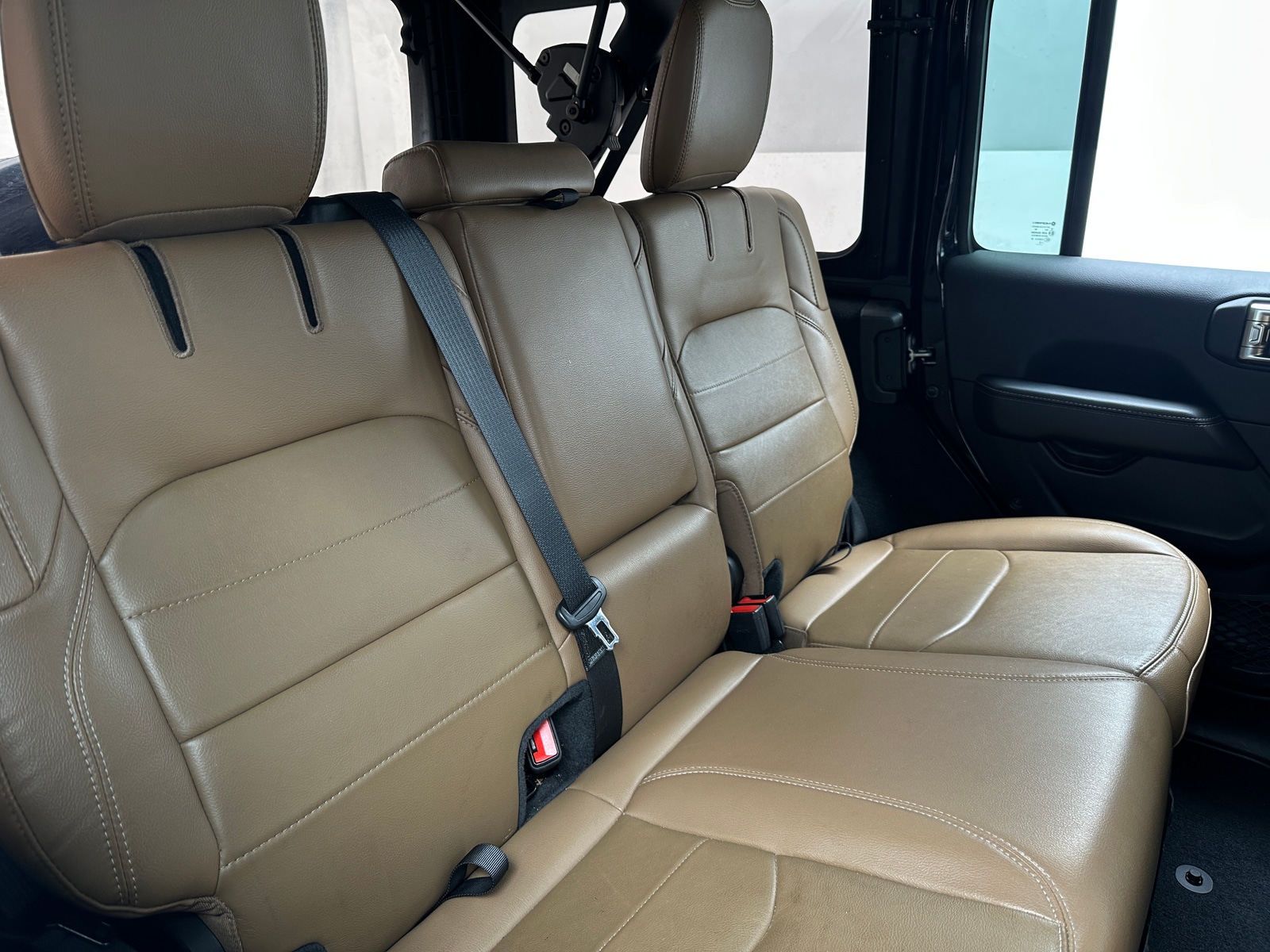 Thumbnail: 2022 Jeep Wrangler - 5