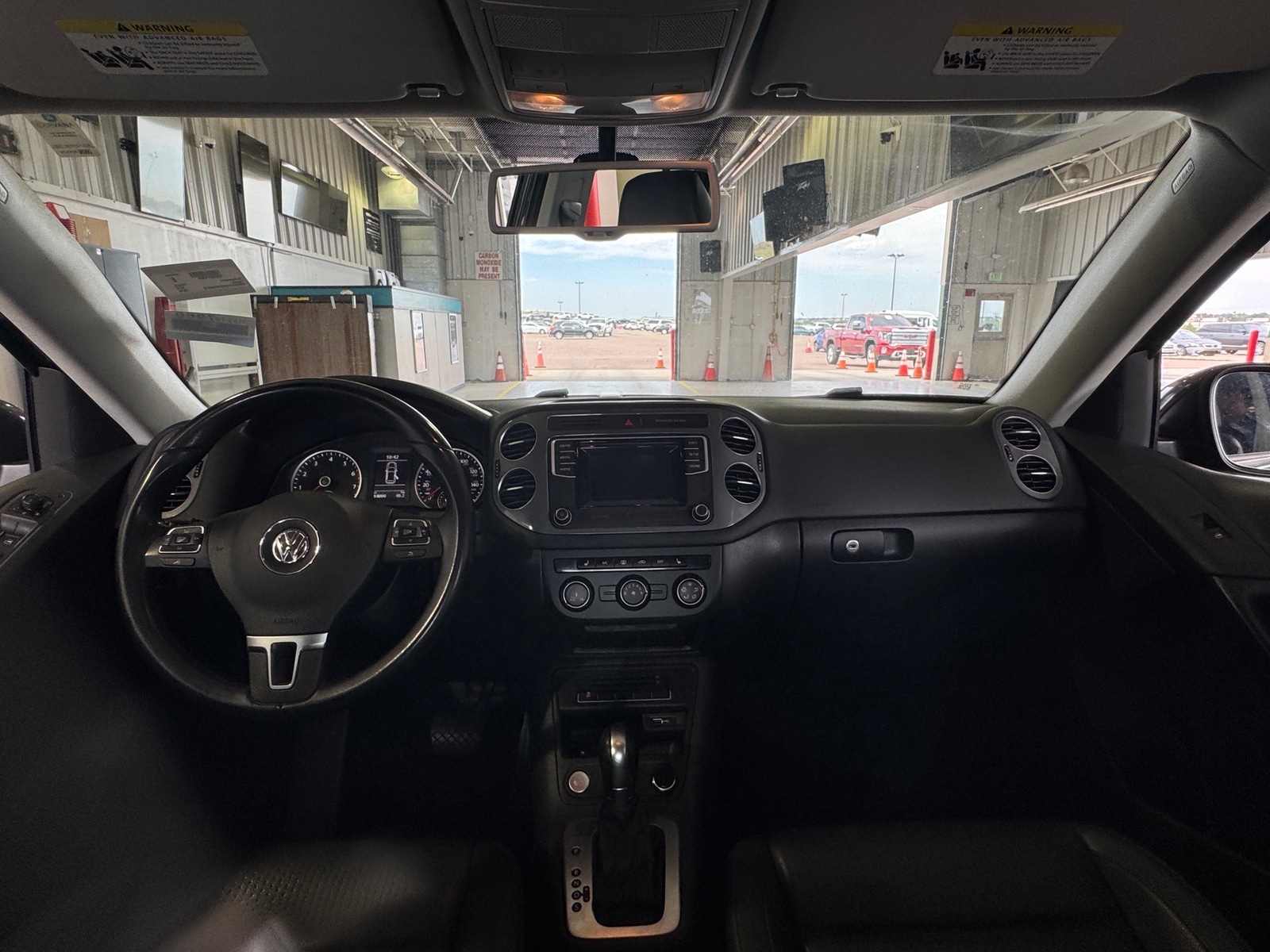 Thumbnail: 2016 Volkswagen Tiguan - 3