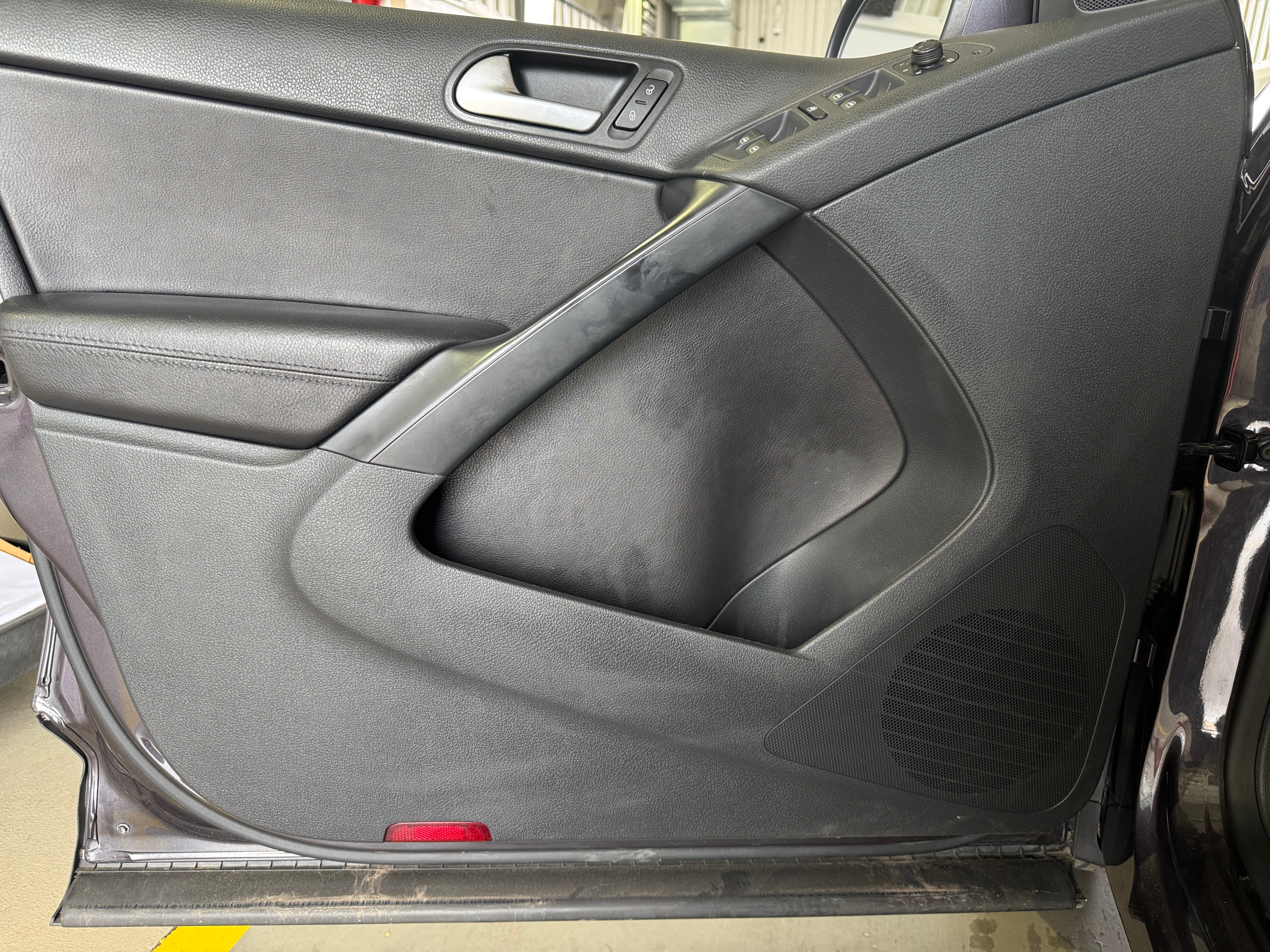 Image of 2016 Volkswagen Tiguan 2.0T S 4Motion