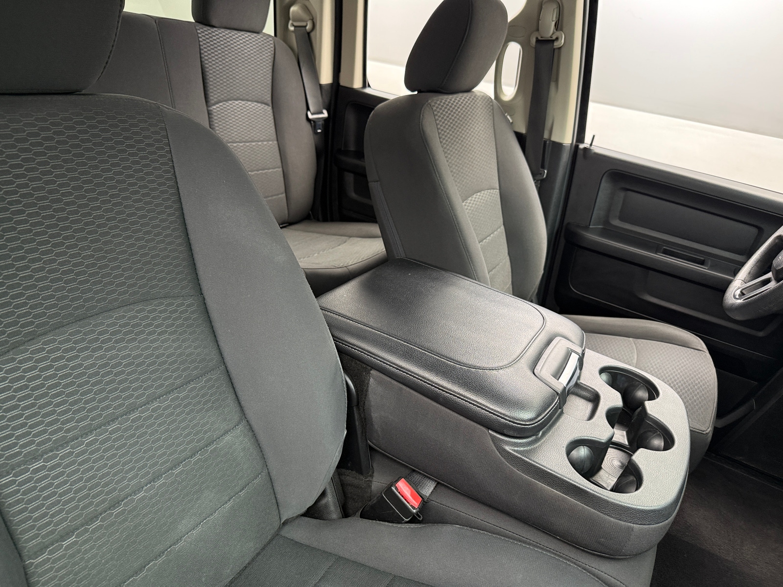 Thumbnail: 2019 RAM 1500 Classic - 2