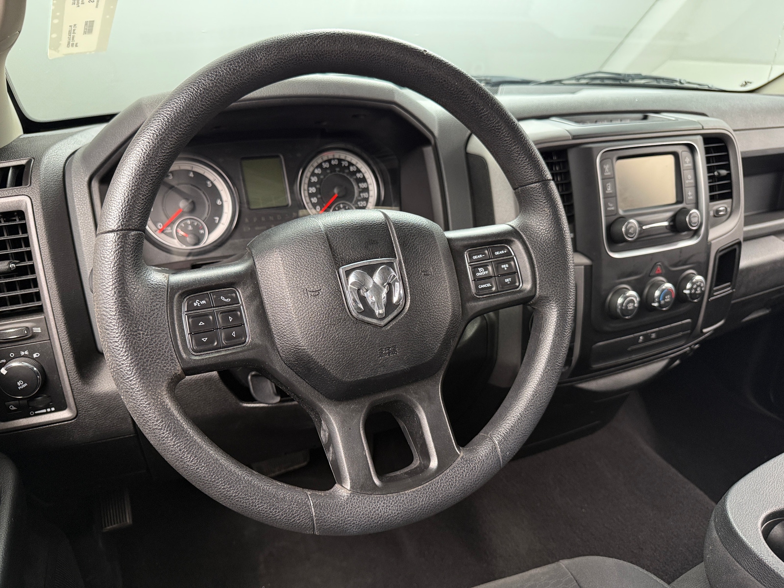 Thumbnail: 2019 RAM 1500 Classic - 5