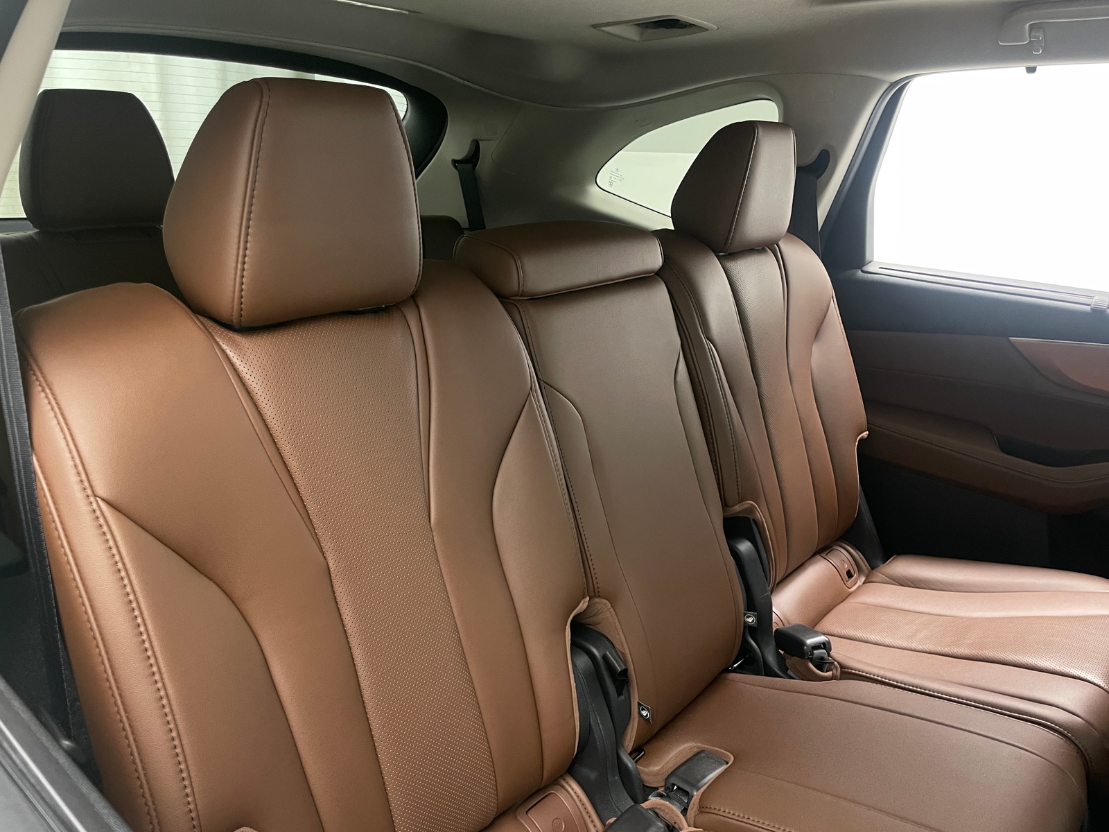 Thumbnail: 2022 Acura MDX - 5