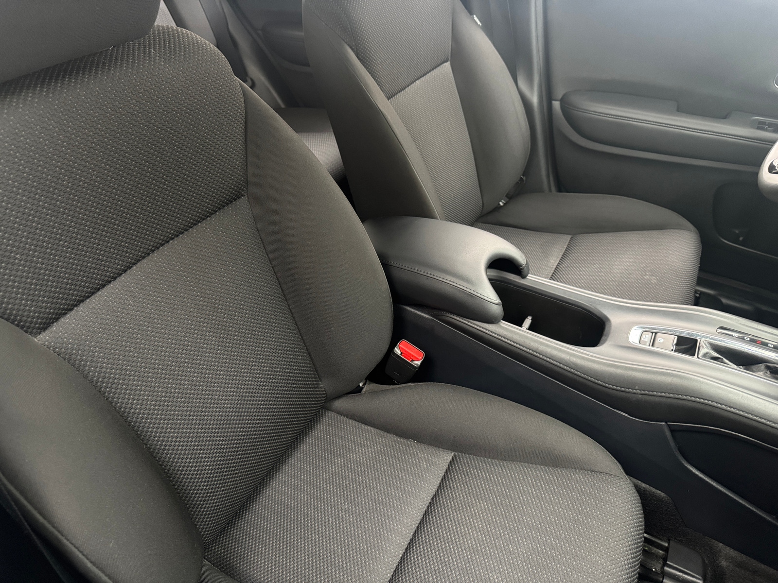 Thumbnail: 2018 Honda HR-V - 2
