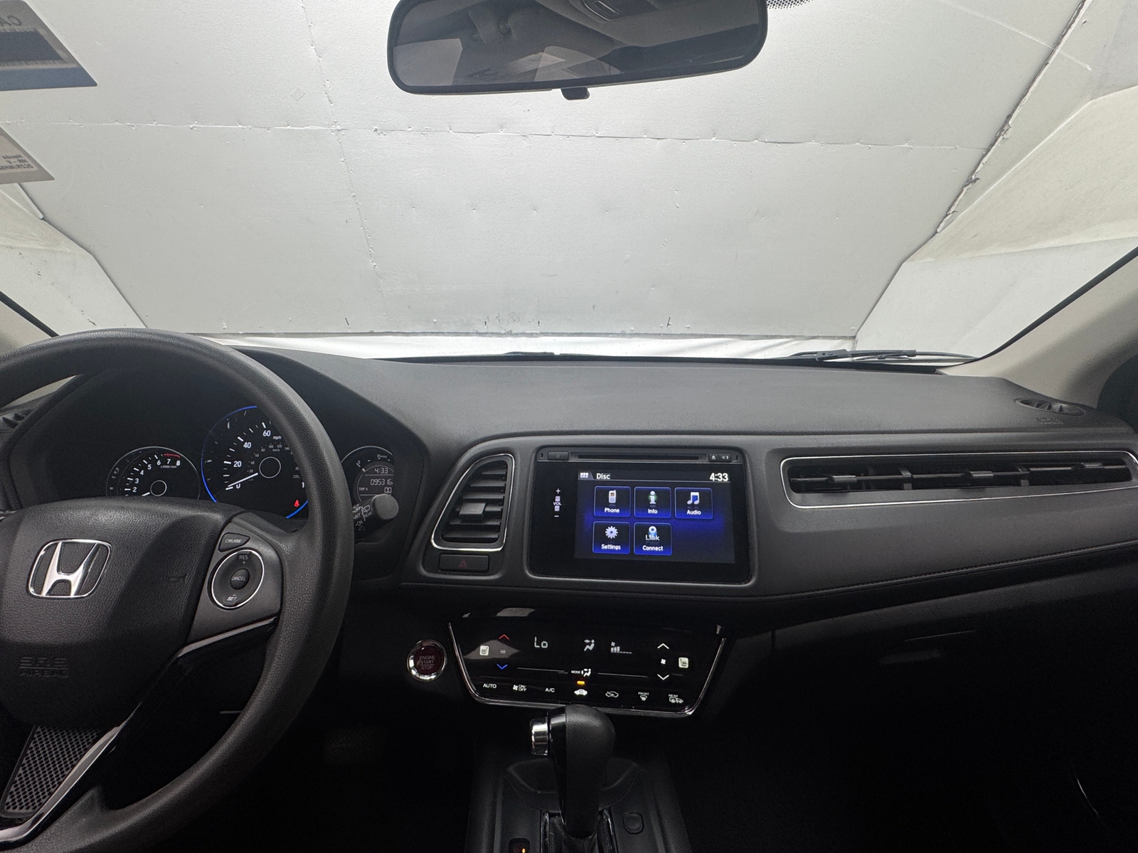 Thumbnail: 2018 Honda HR-V - 3