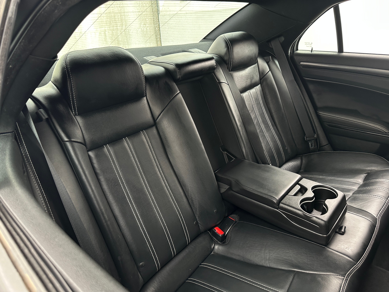 Thumbnail: 2016 Chrysler 300 - 5