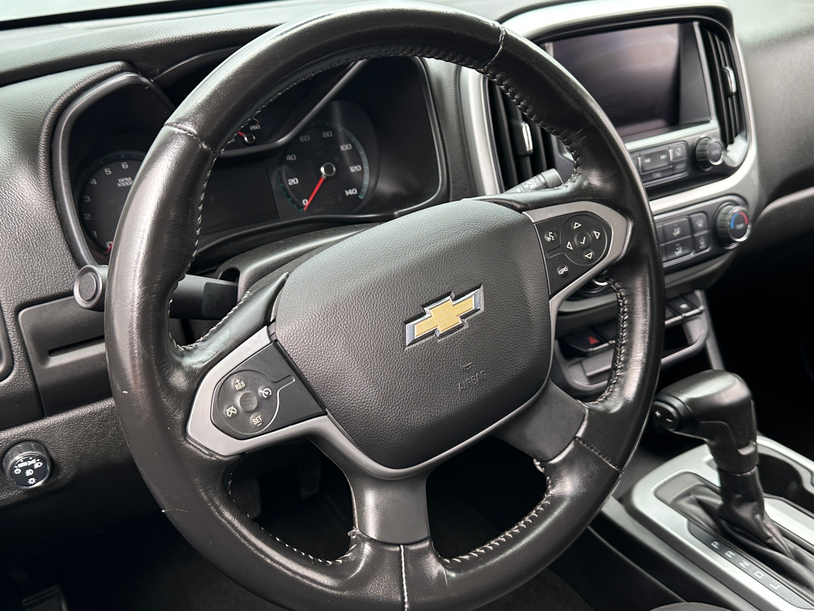 Thumbnail: 2017 Chevrolet Colorado - 5
