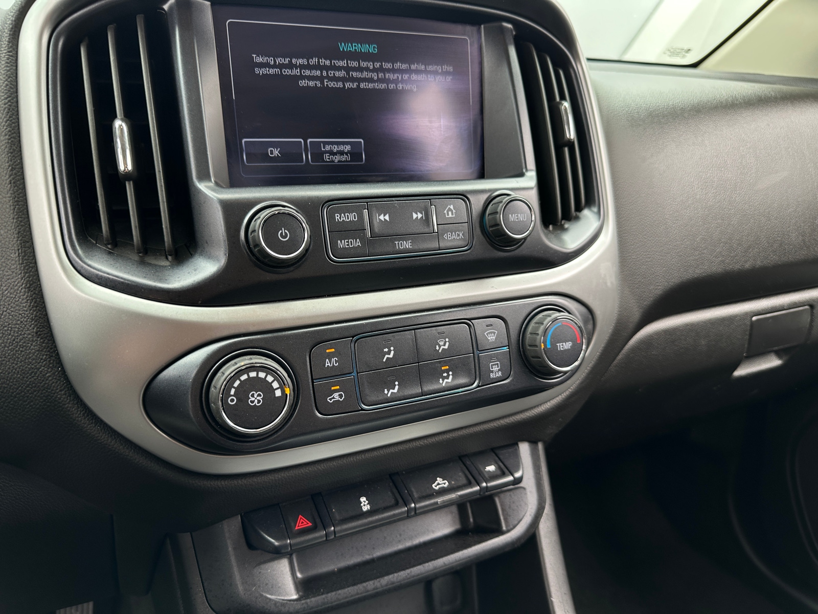 Thumbnail: 2017 Chevrolet Colorado - 4