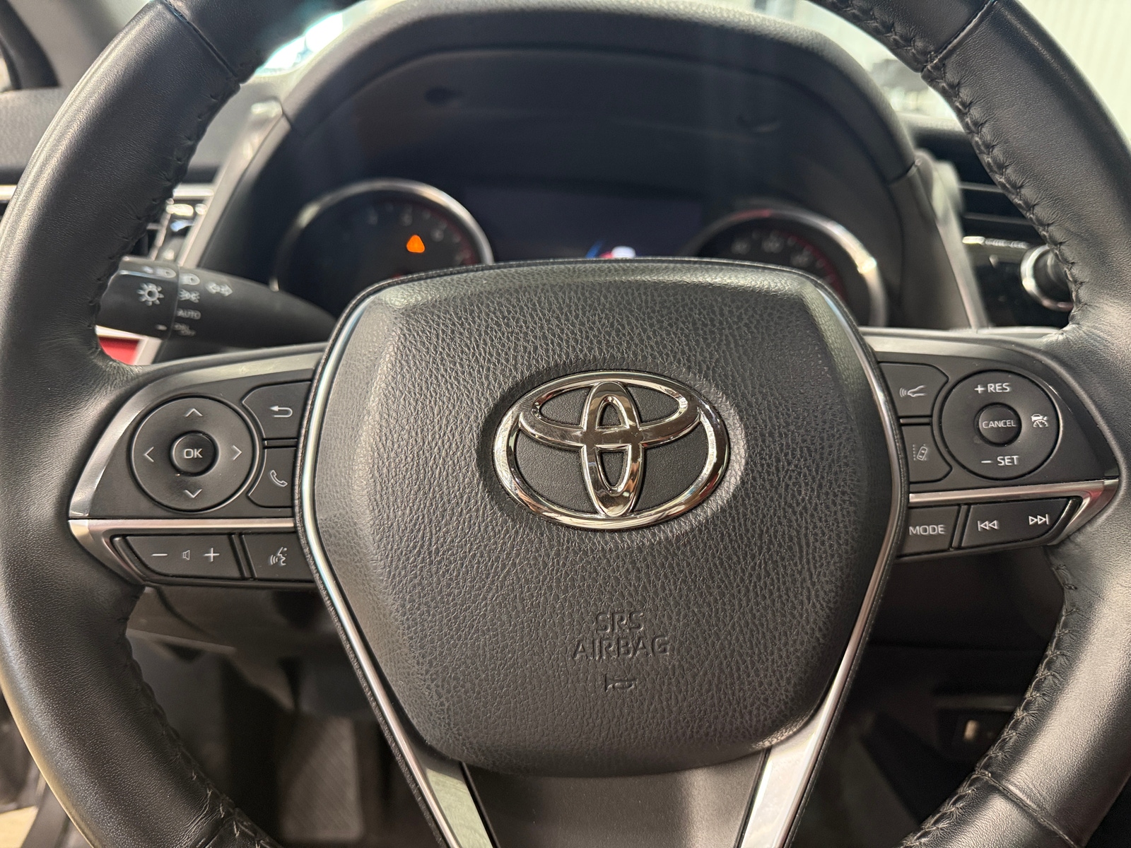 Thumbnail: 2018 Toyota Camry - 4