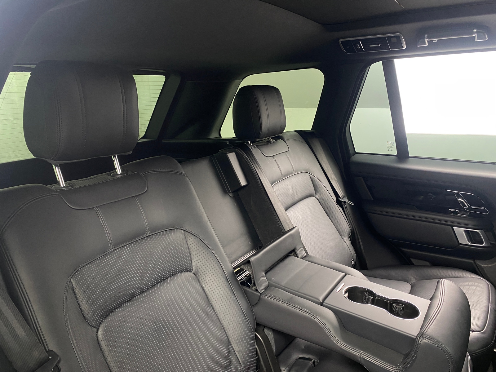 Thumbnail: 2020 Land Rover Range Rover - 5