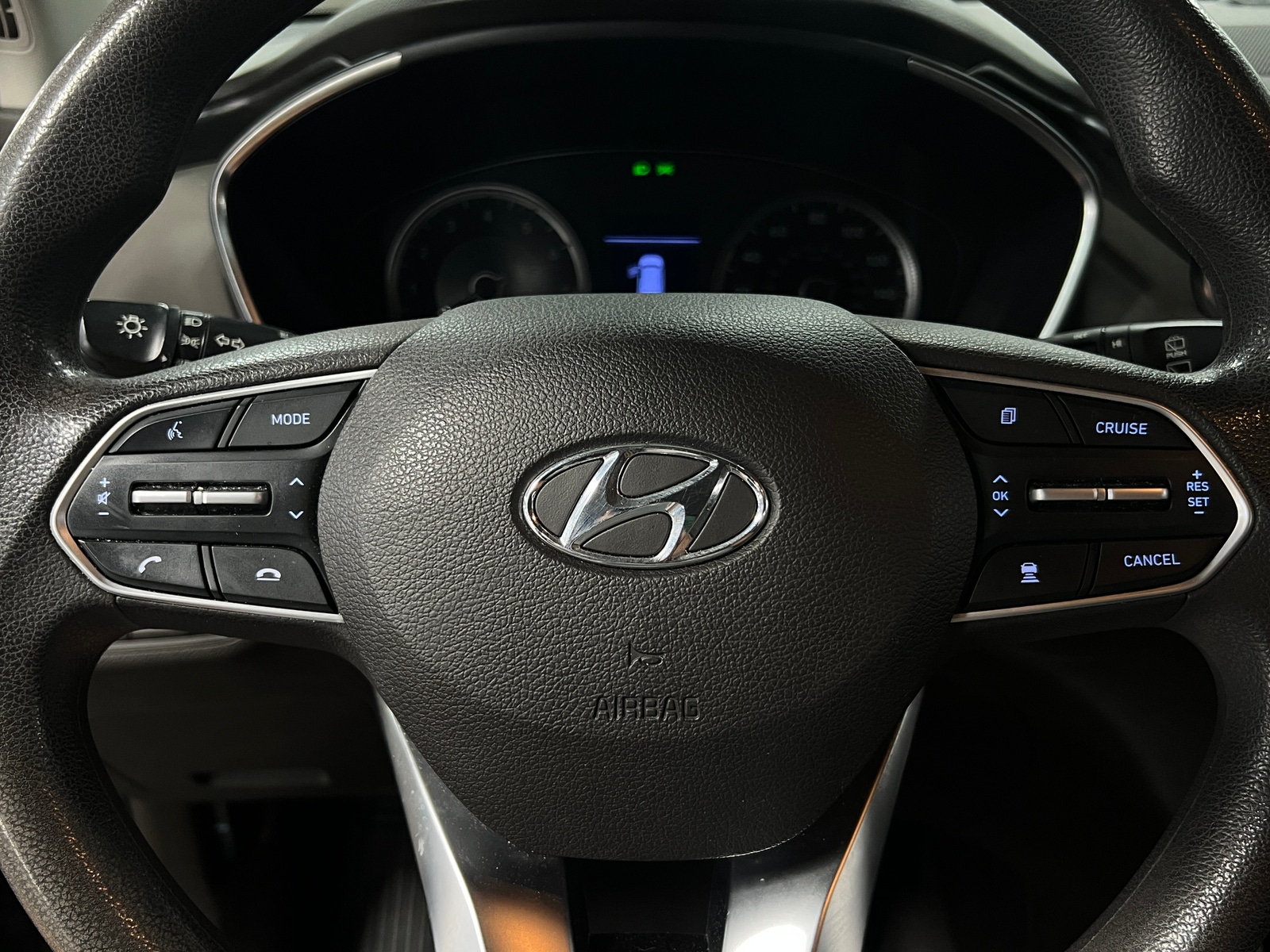 Thumbnail: 2020 Hyundai Santa Fe - 5