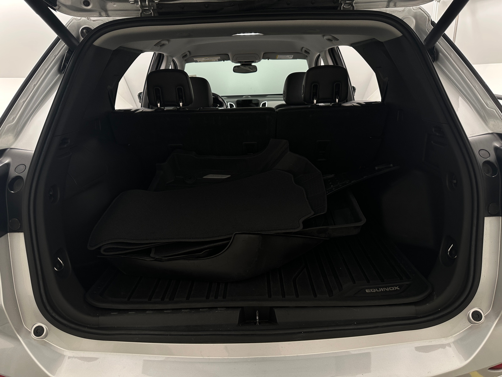 Thumbnail: 2020 Chevrolet Equinox - 6