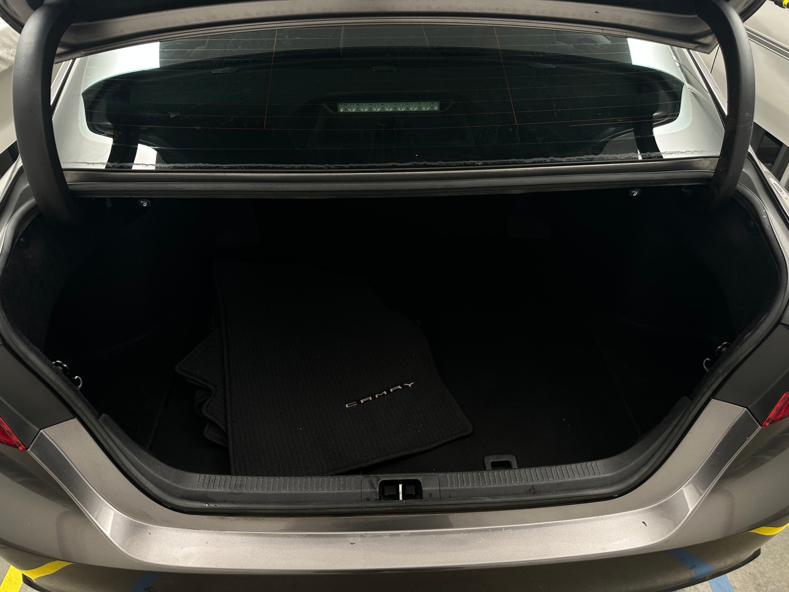 Thumbnail: 2019 Toyota Camry - 6