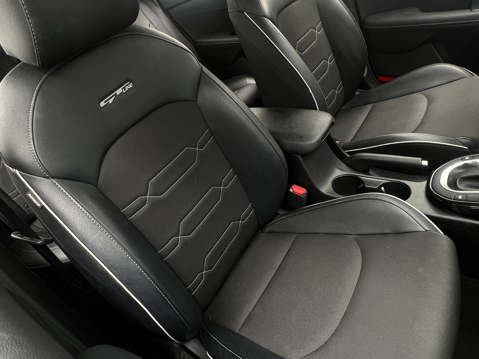 Thumbnail: 2023 Kia Forte - 2