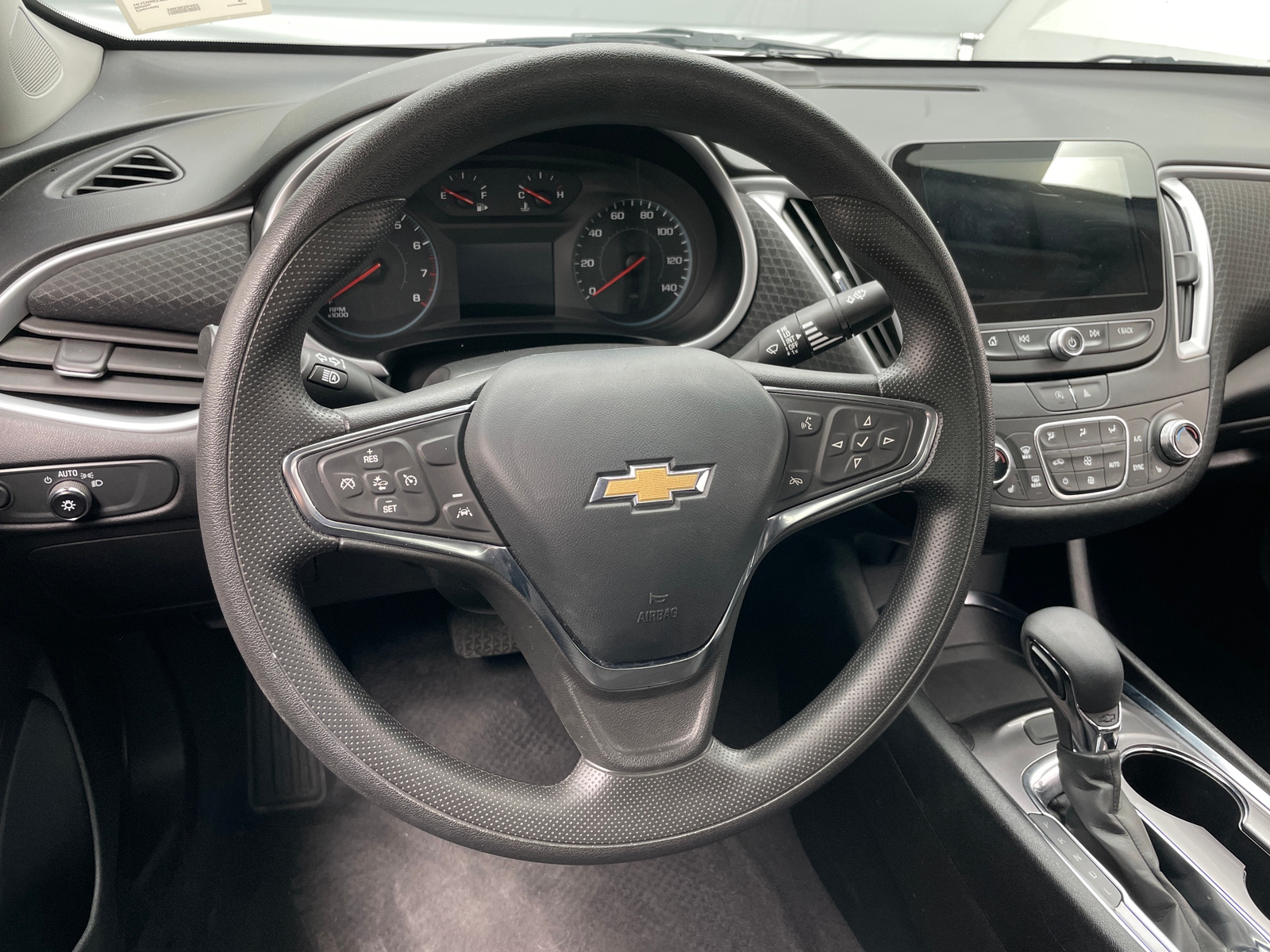 Thumbnail: 2023 Chevrolet Malibu - 5