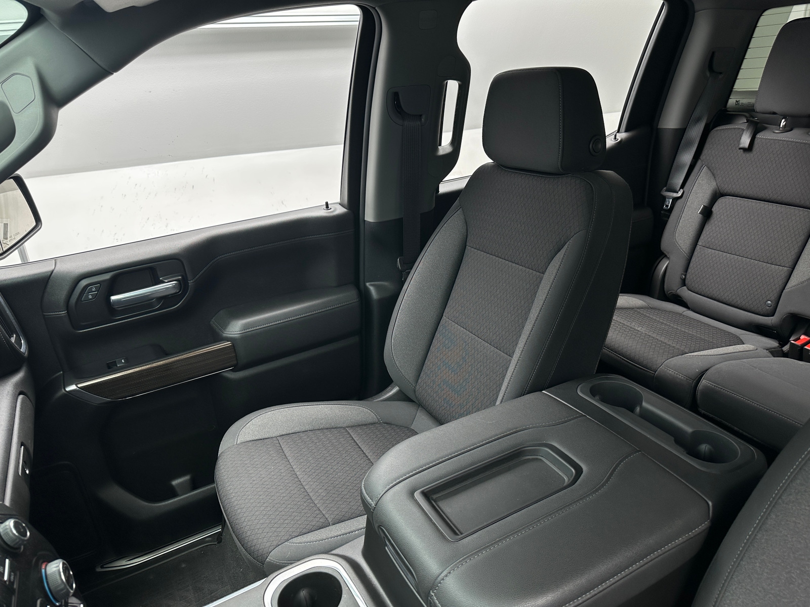 Thumbnail: 2022 Chevrolet Silverado 1500 - 2