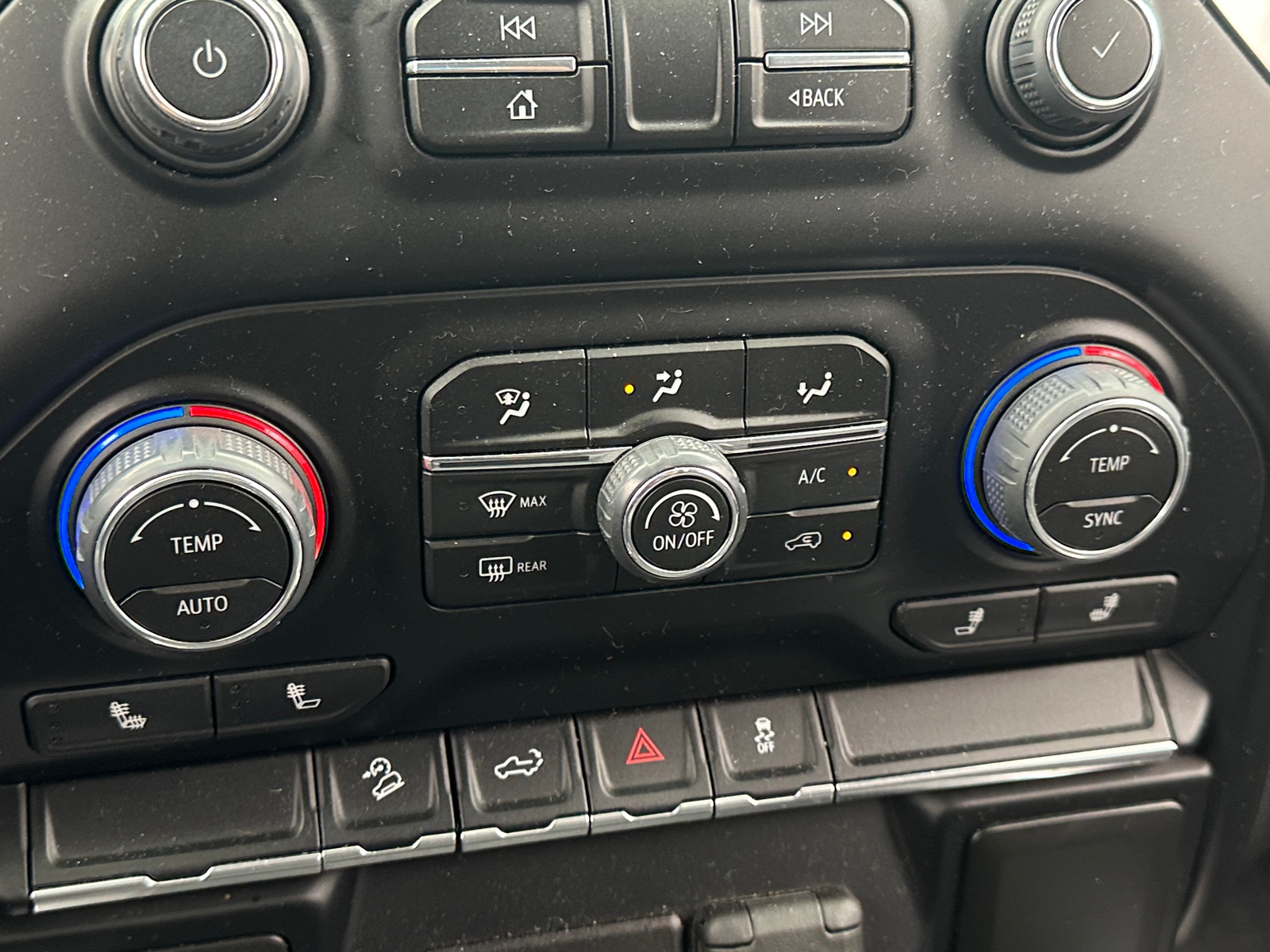 Thumbnail: 2022 Chevrolet Silverado 1500 - 4