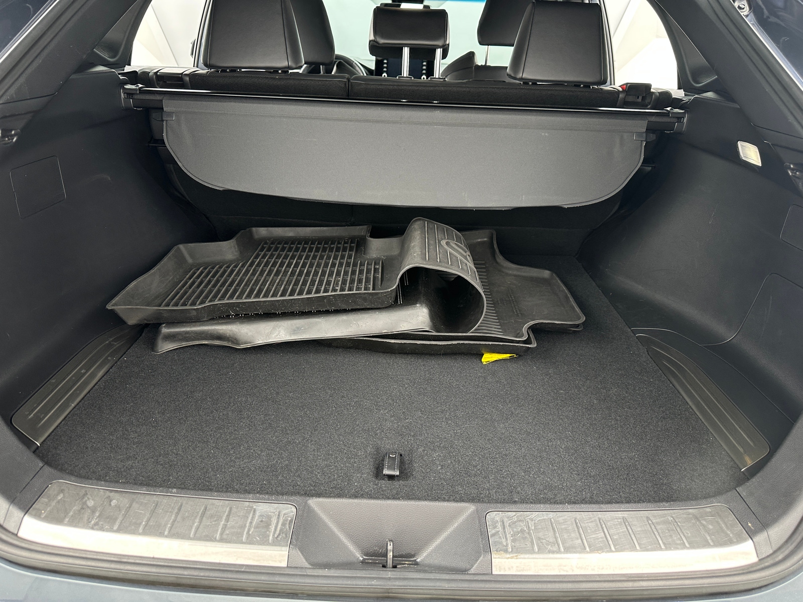 Thumbnail: 2021 Toyota Venza - 6