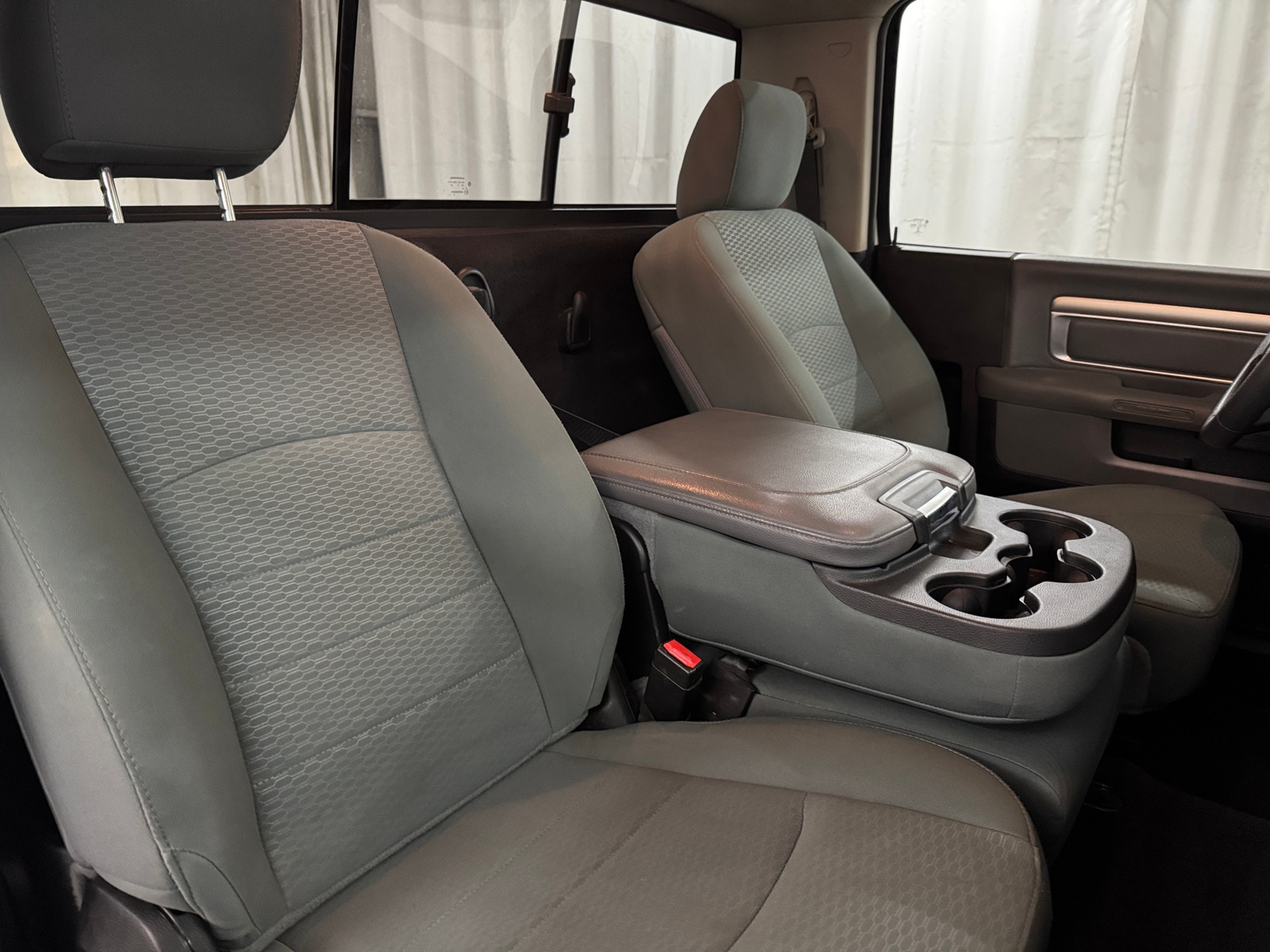 Thumbnail: 2019 RAM 1500 Classic - 2