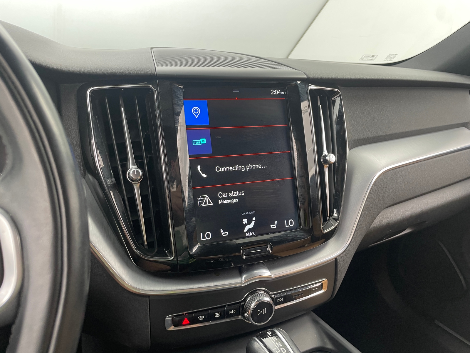 Thumbnail: 2018 Volvo XC60 - 3