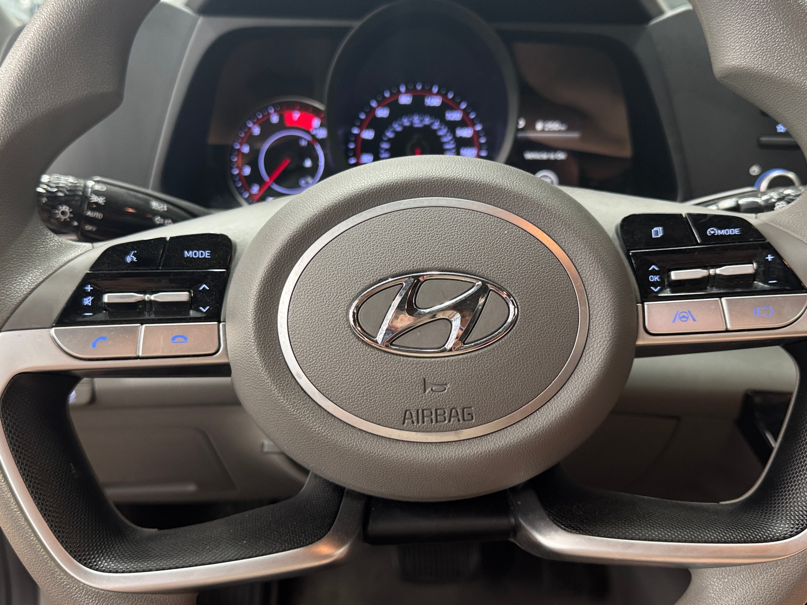 Thumbnail: 2021 Hyundai Elantra - 5