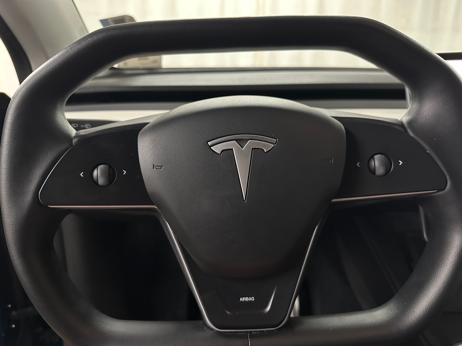 Thumbnail: 2022 Tesla Model Y - 3