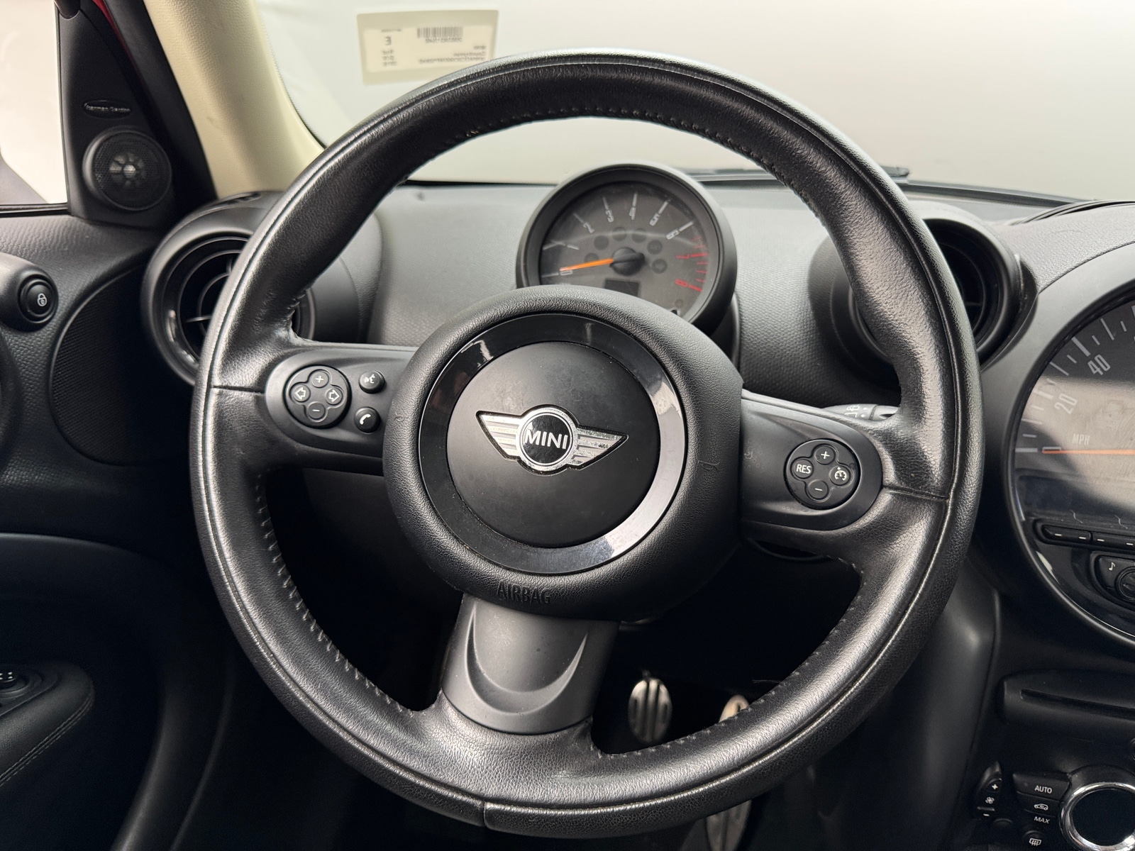 Thumbnail: 2016 MINI Cooper Countryman - 4