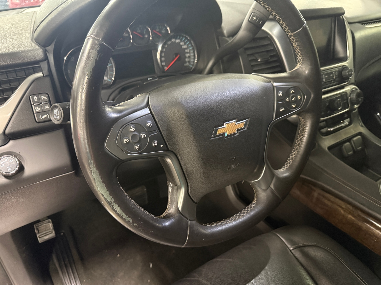 Thumbnail: 2016 Chevrolet Tahoe - 4