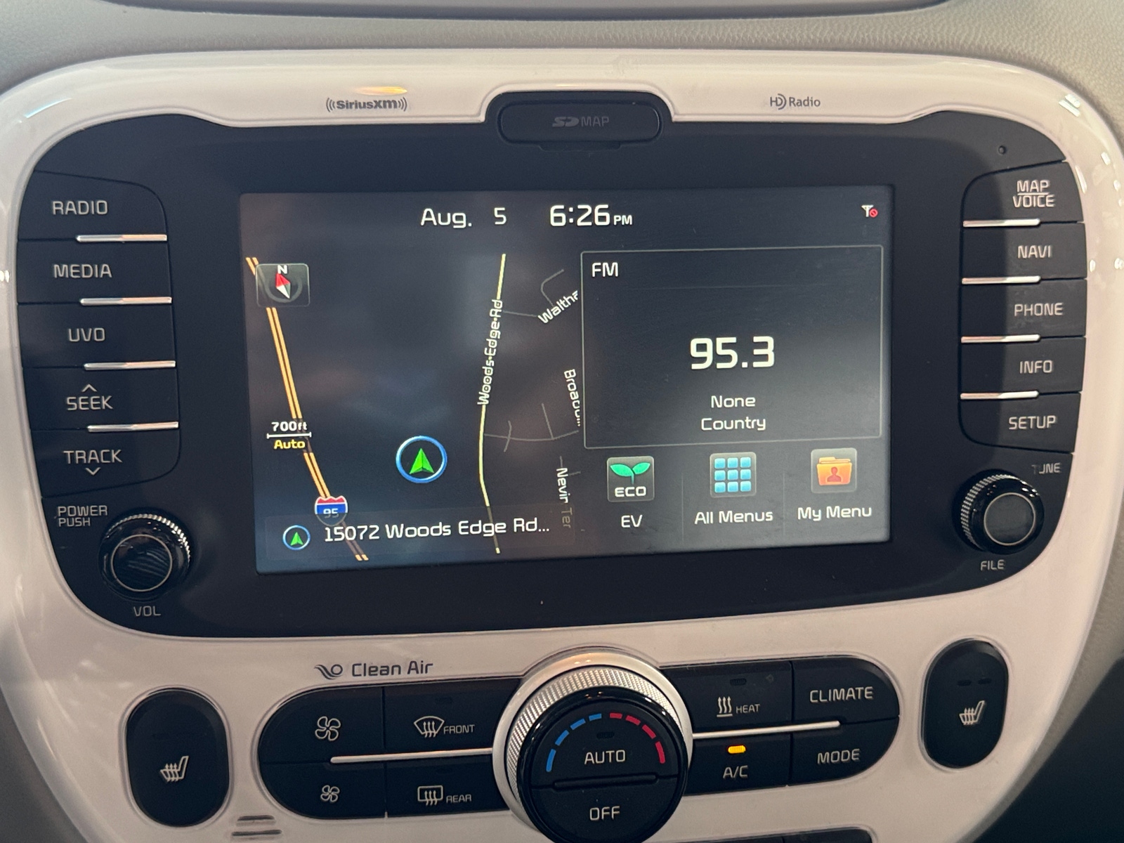 Thumbnail: 2016 Kia Soul EV - 4
