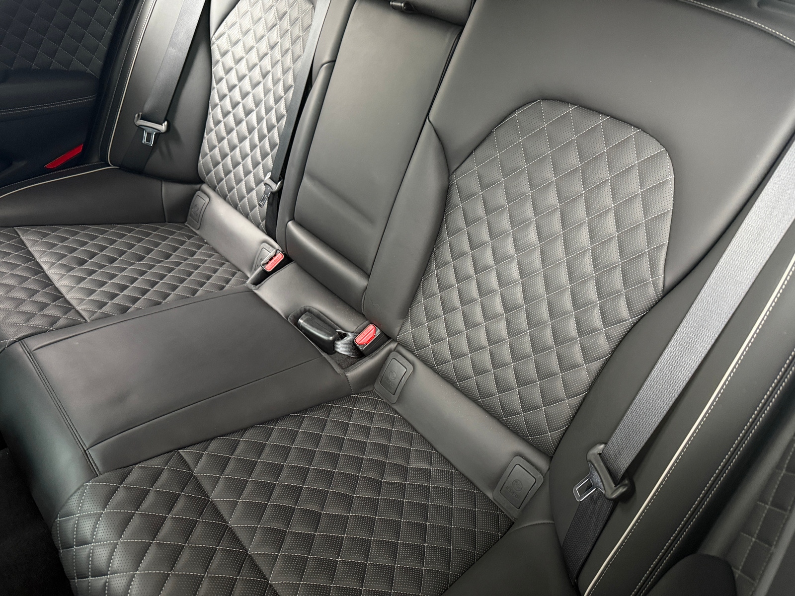 Thumbnail: 2019 Genesis G70 - 5