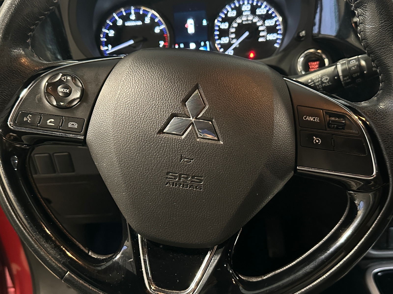 Thumbnail: 2018 Mitsubishi Outlander - 5