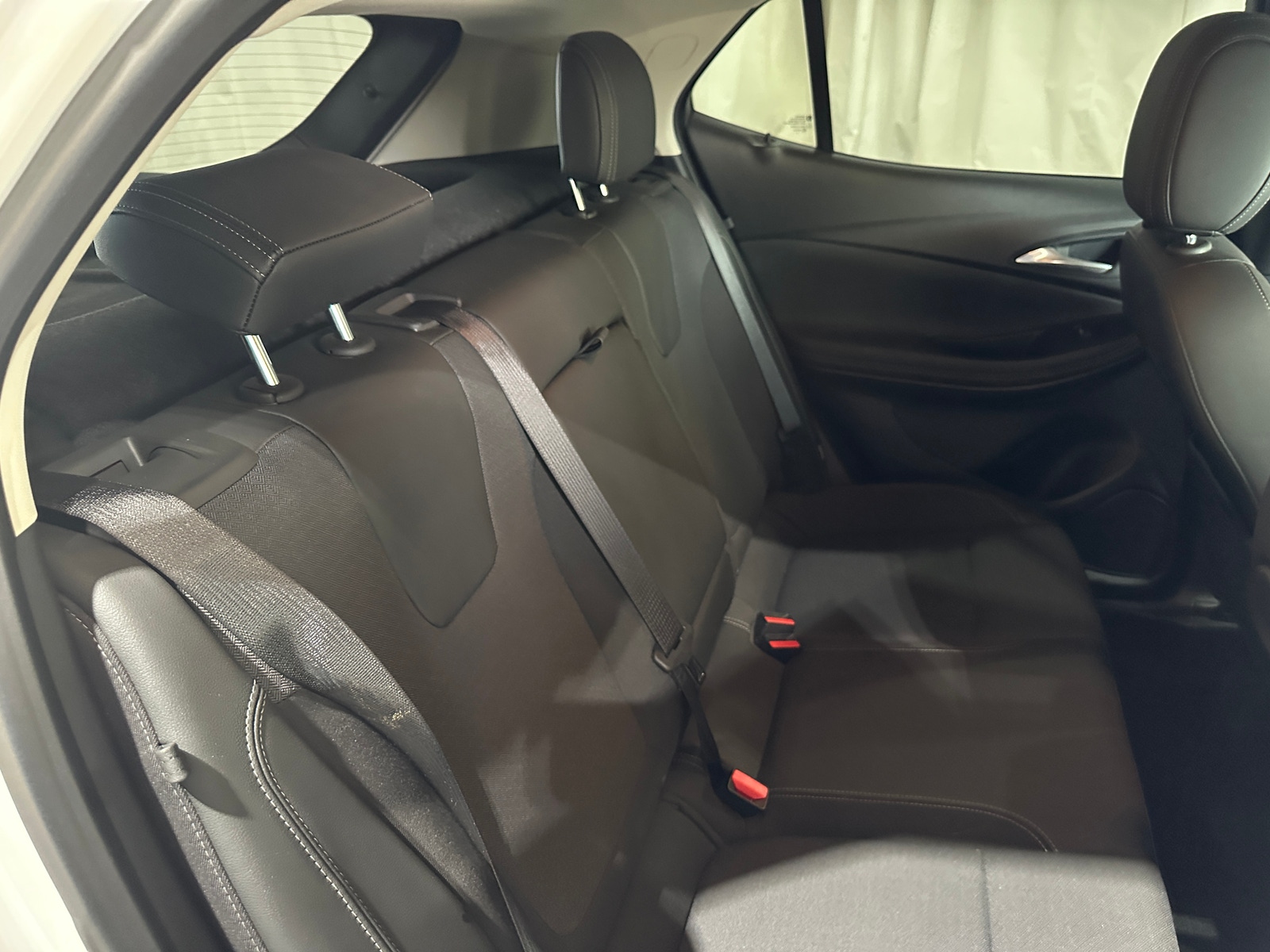 Thumbnail: 2020 Buick Encore GX - 6