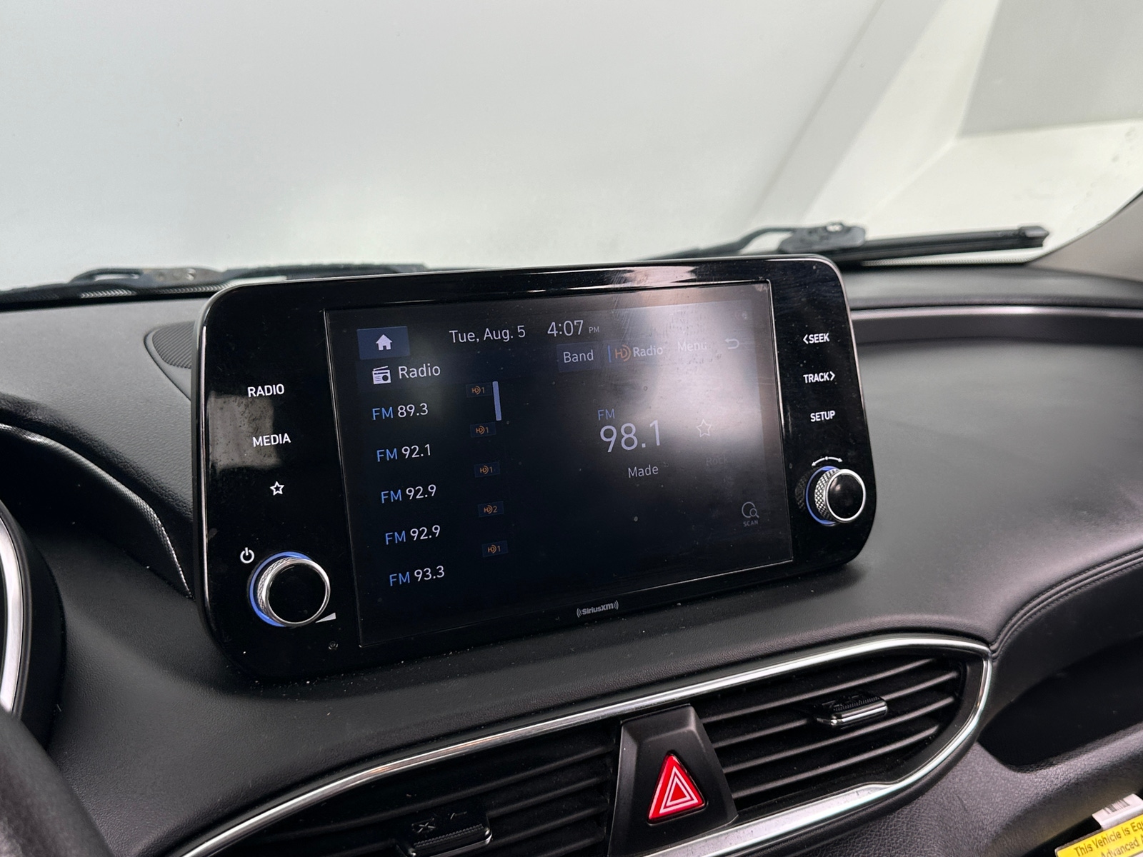 Thumbnail: 2021 Hyundai Santa Fe - 4