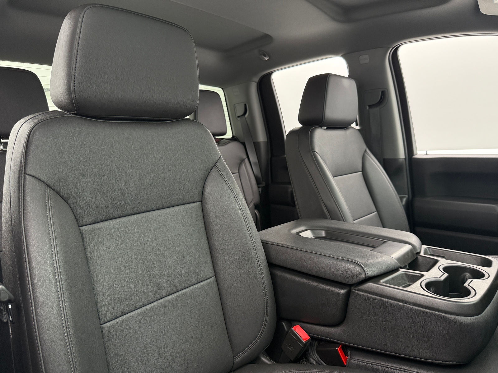 Thumbnail: 2022 Chevrolet Silverado 2500 - 2