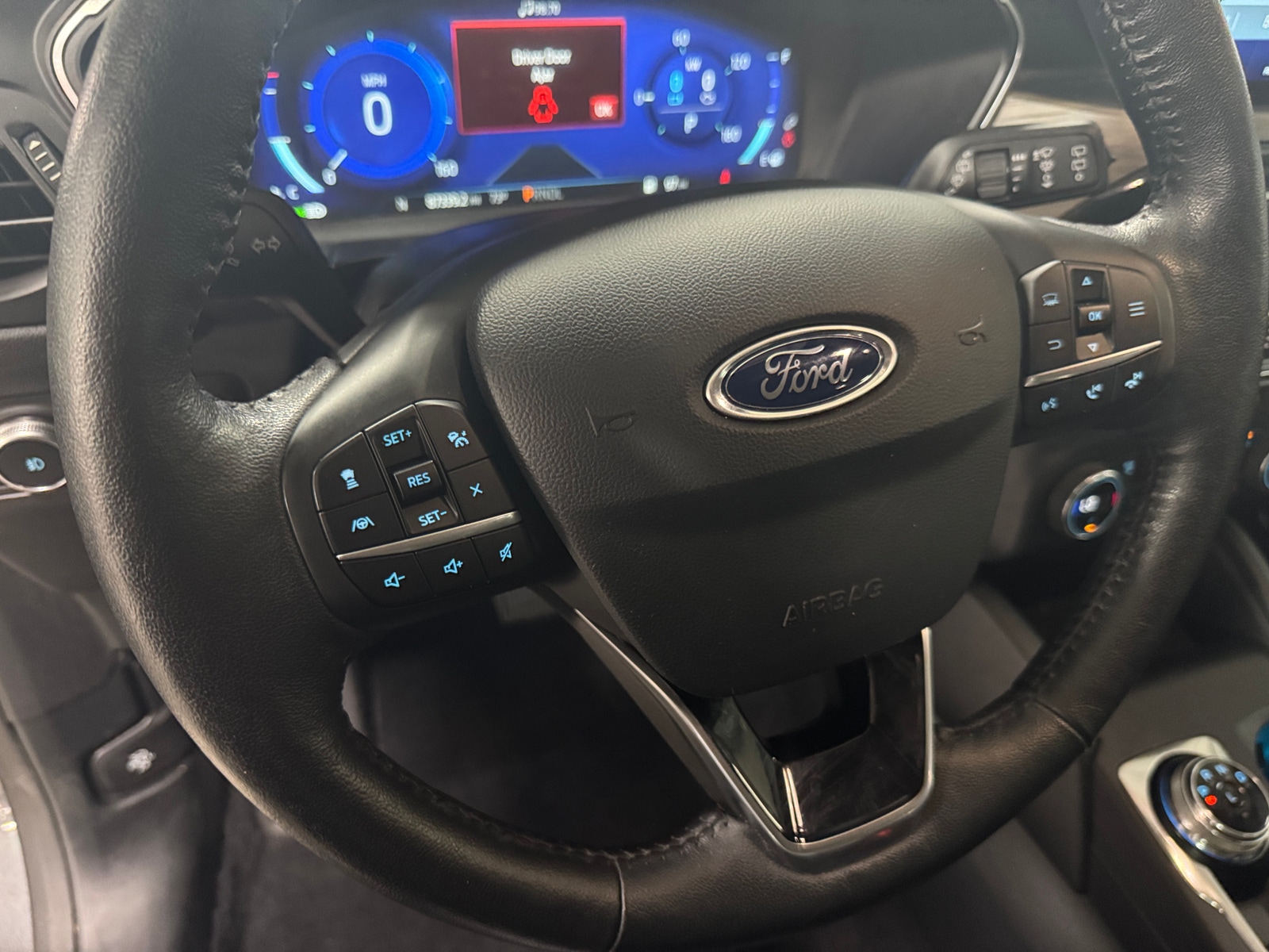 Thumbnail: 2020 Ford Escape - 4