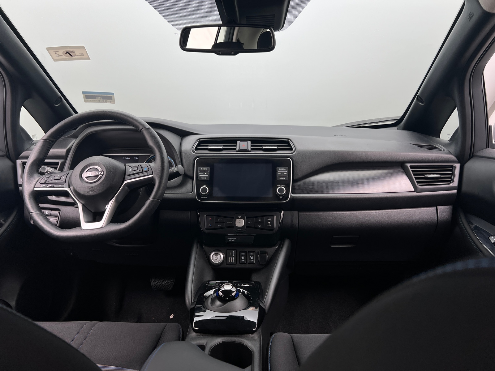 Thumbnail: 2024 Nissan Leaf - 3