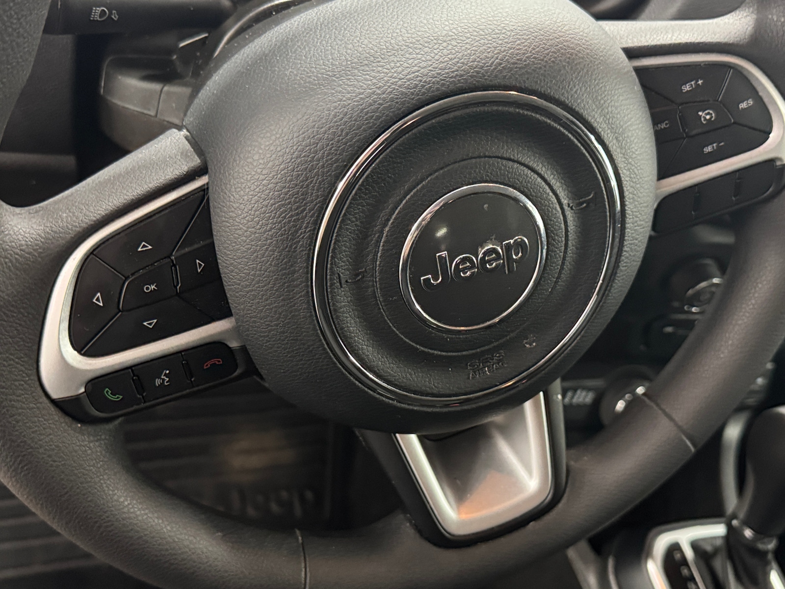 Thumbnail: 2021 Jeep Renegade - 5