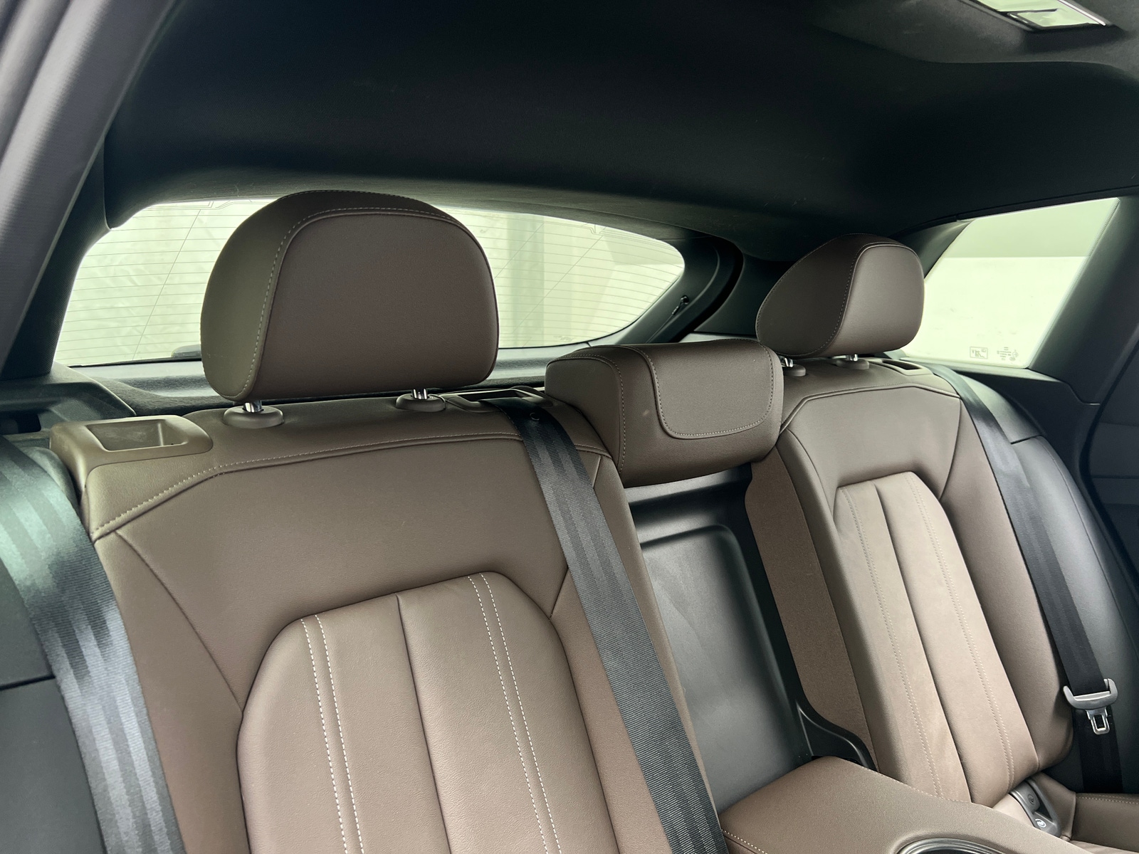 Thumbnail: 2024 Audi Q4 e-tron - 5
