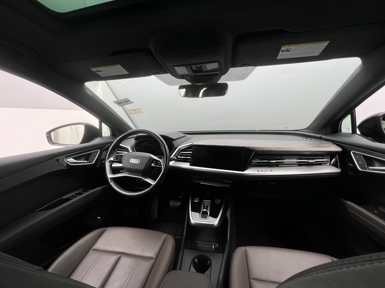 Thumbnail: 2024 Audi Q4 e-tron - 2