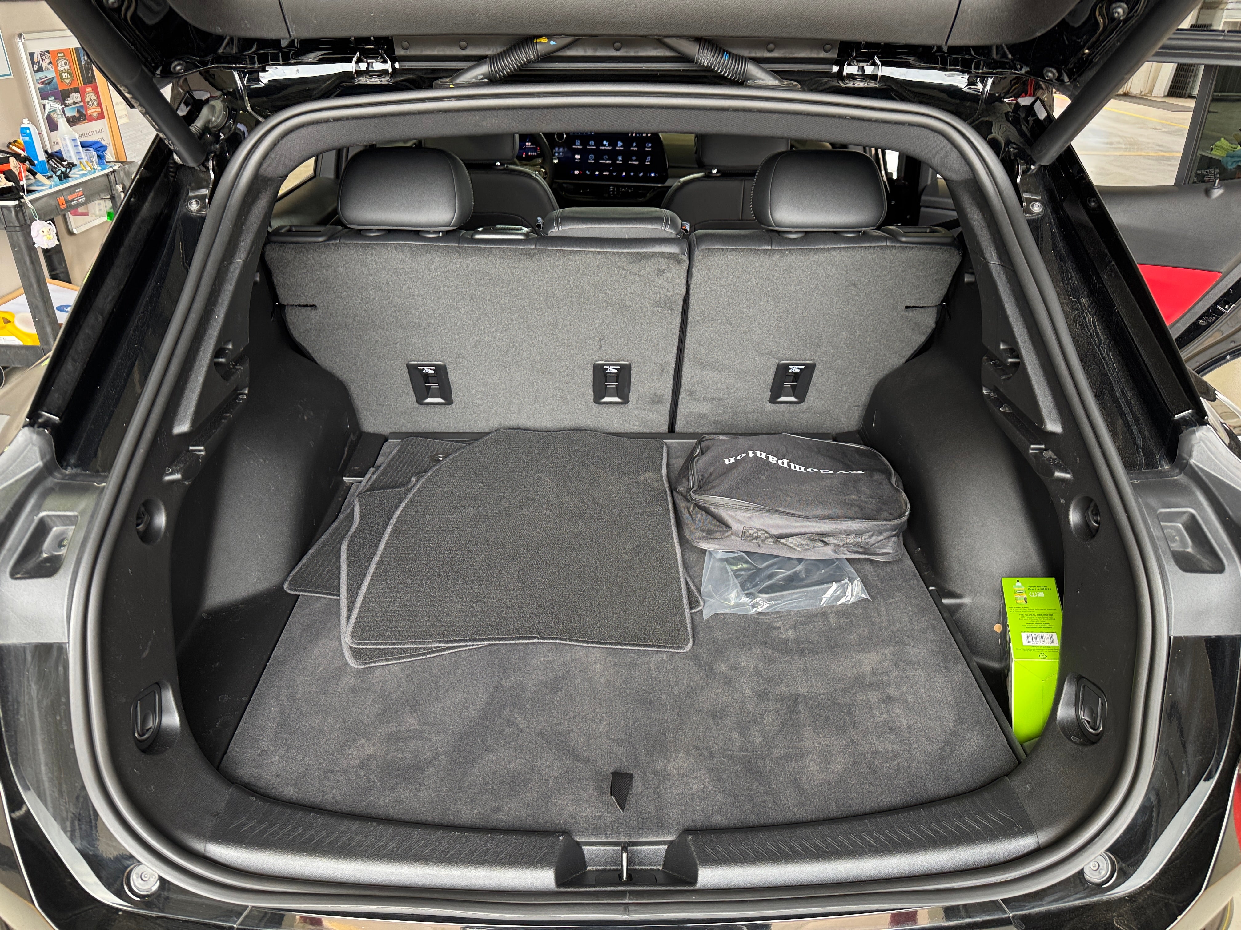 Used 2025 Chevrolet Equinox EV RS with VIN 3GN7DSRR3SS133404 for sale in Oak Creek, WI