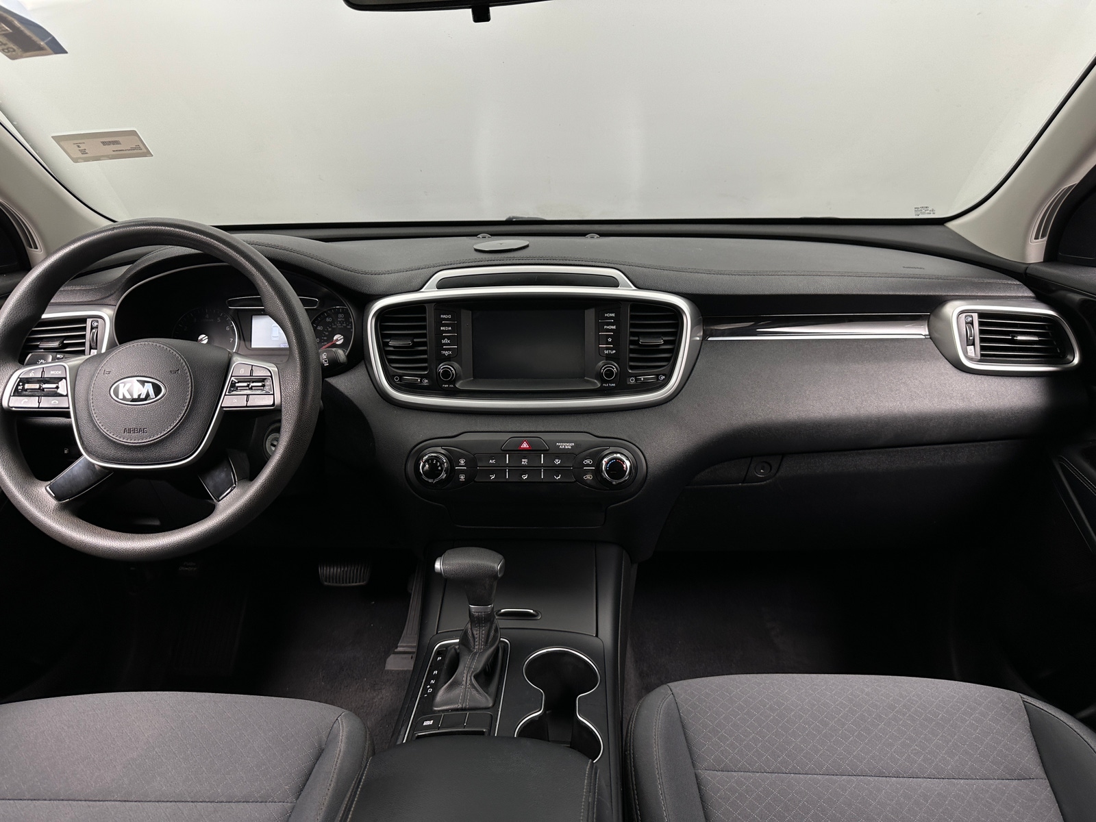 Thumbnail: 2020 Kia Sorento - 3